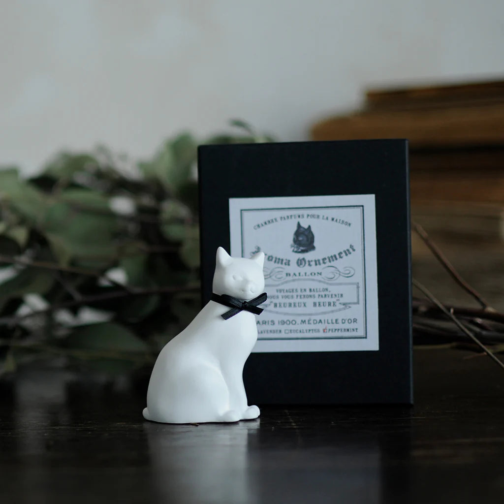 Plaster Aroma Ornament - Daifuku Cat