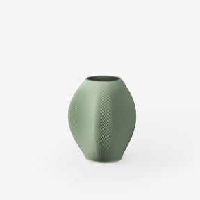 Bay 1 - Vase