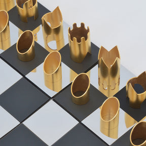 Spassky Fischer, Cy Endfield Travel Chess Set 